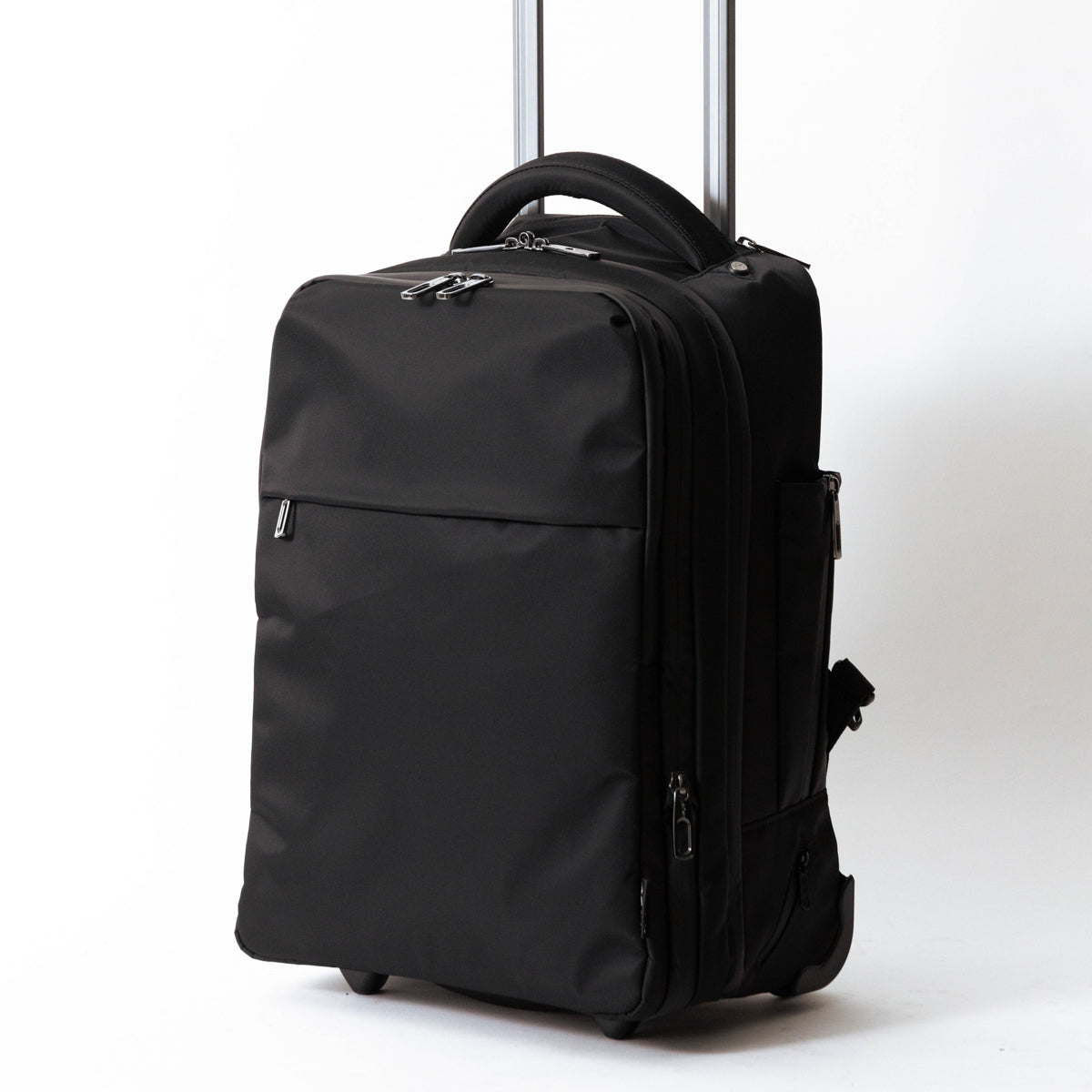 Rain-resistant two-wheeled backpack carry, size S