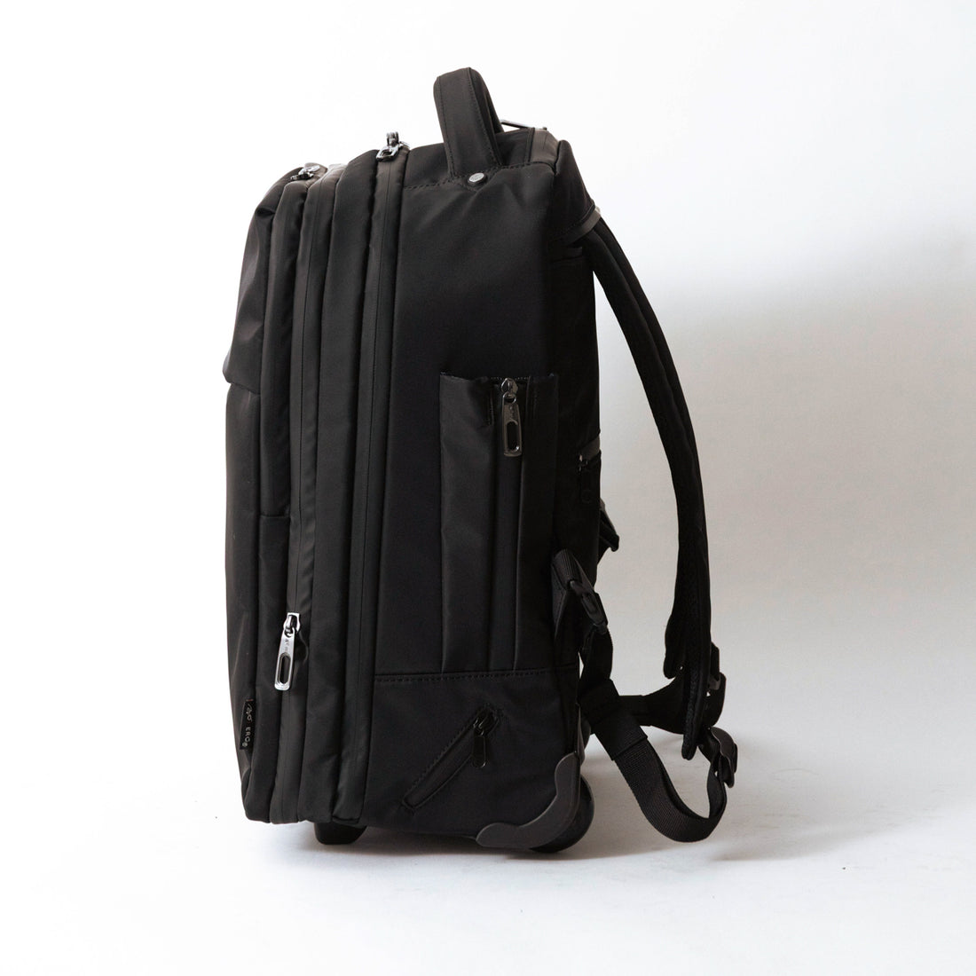 Rain-resistant two-wheeled backpack carry, size S
